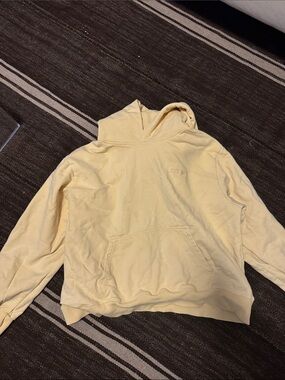 Parke yellow hoodie